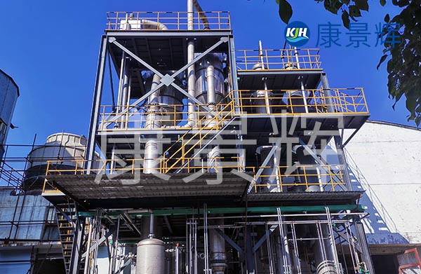 三效蒸發(fā)器定制采購合同中，會約定付款比例、周期、生產(chǎn)周期、安裝調(diào)試周期、以及售后服務(wù)保障等。